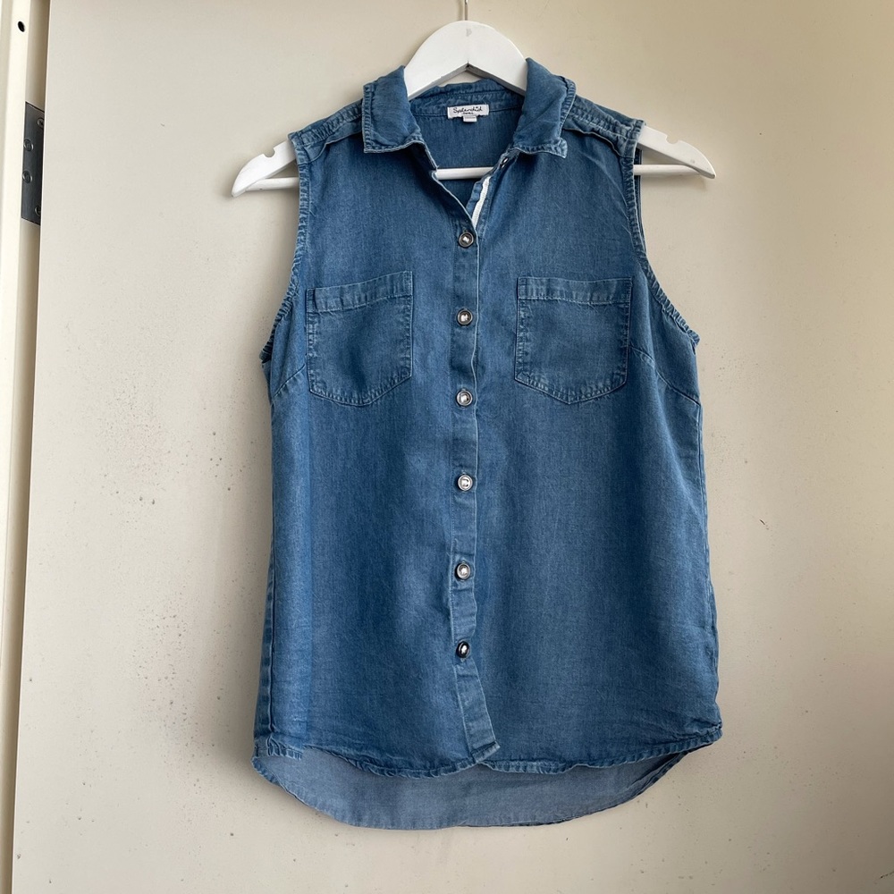 Splendid Chambray Button Down Tank In Medium Wash - image 4